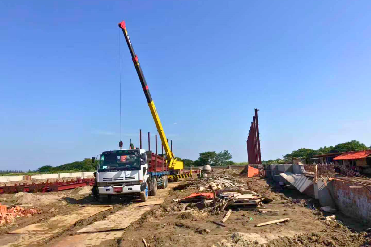 hua-jia-factory-steel-structure-erection-site