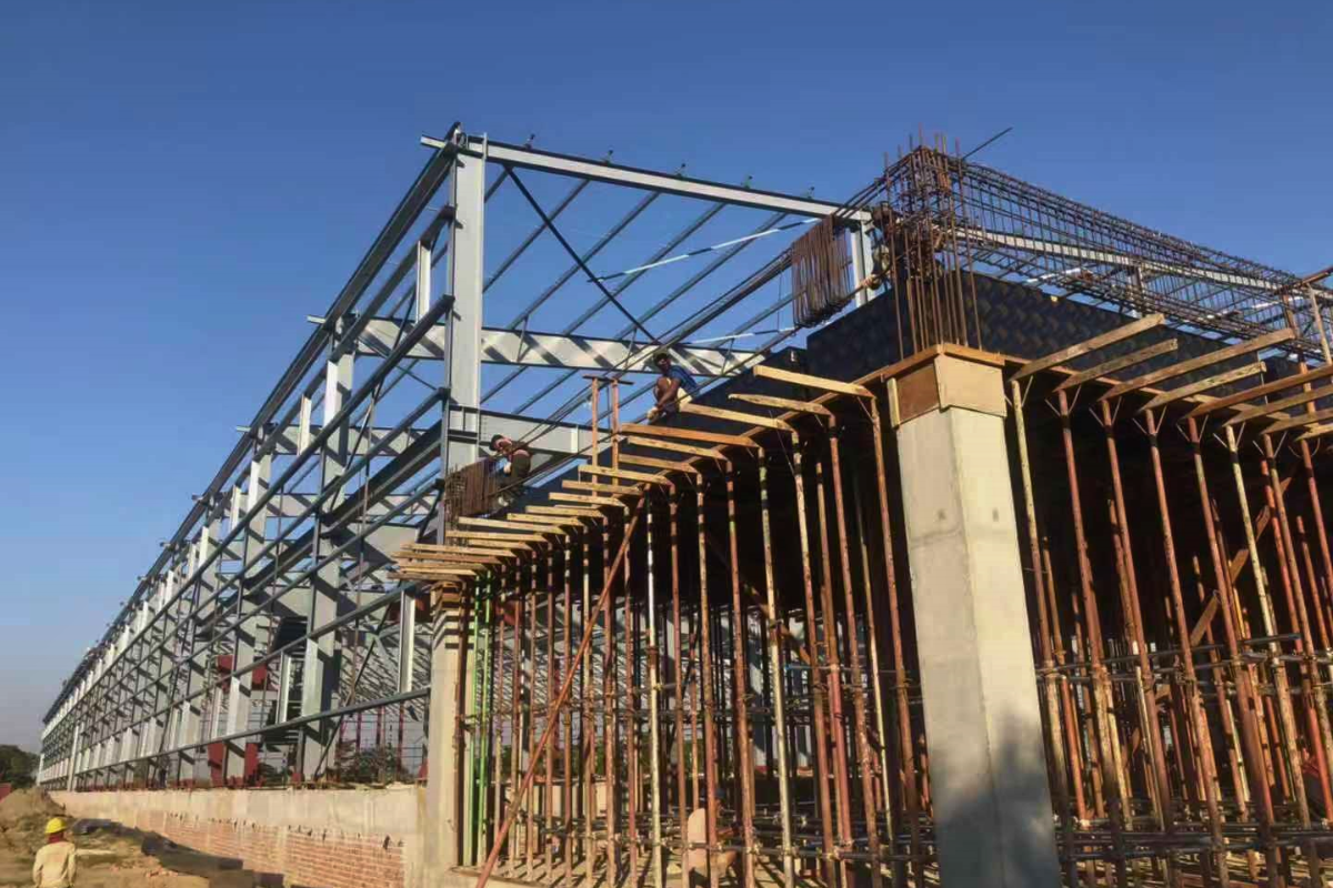 hua-jia-factory-steel-structure-warehouse-construction-site-yagon