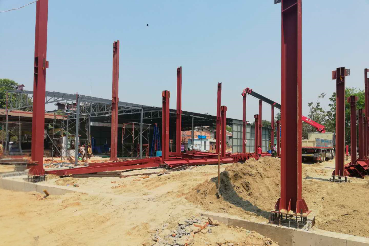 hot-pot-resturant-steel-structure-building-column-beam-installation
