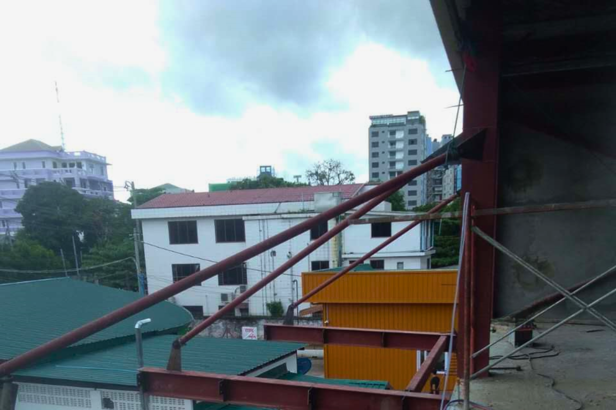 hot-pot-resturant-steel-structure-installation-above-view