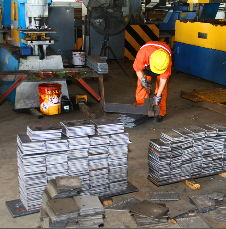 myanmar-yi-jin-steel-structure-fabrication-factory-plate-shearing-machine-area