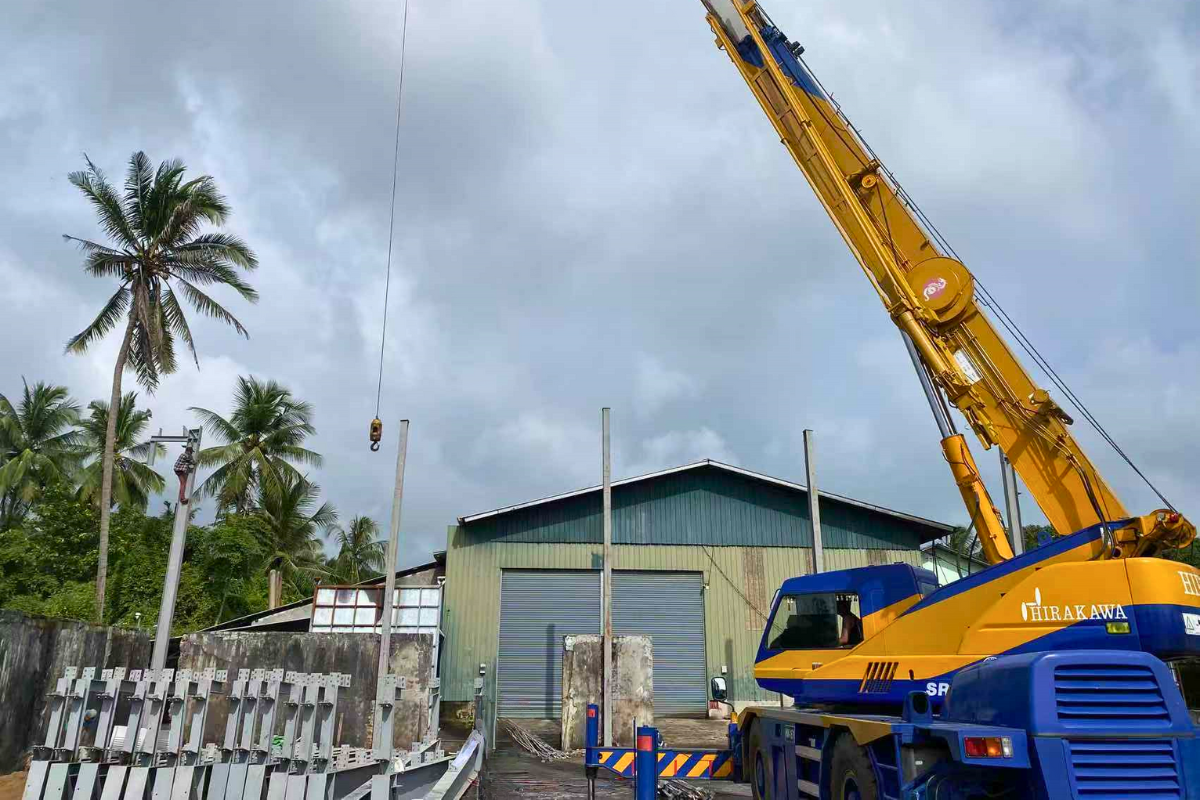 rice-steel-structure-warehouse-roof-beaminstallation-myeik