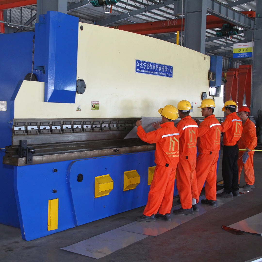 steel-structure-manufacturing-factory-bending-machine