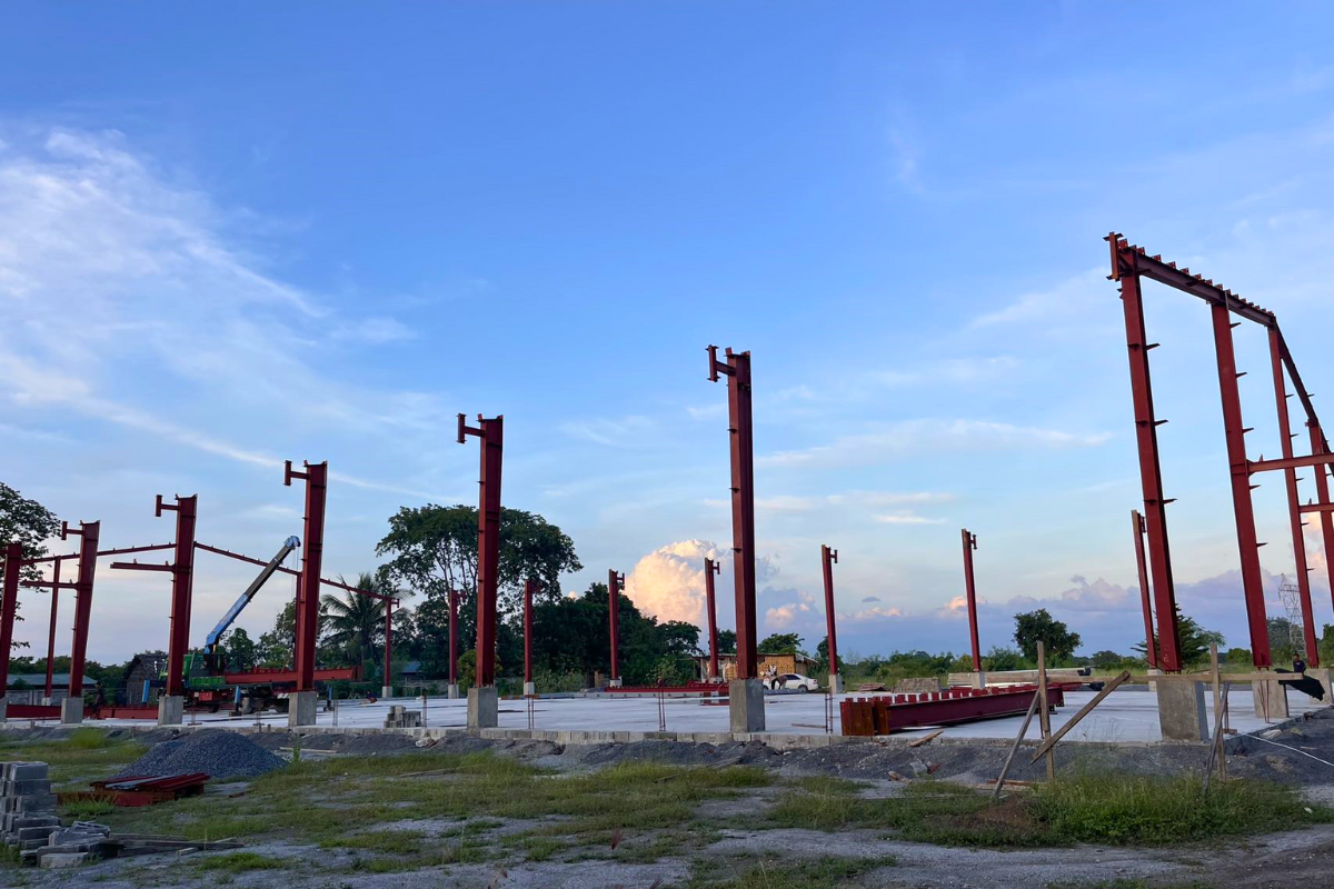 tan-sin-kyal-steel-structure-warehouse-colum-rafter-erection
