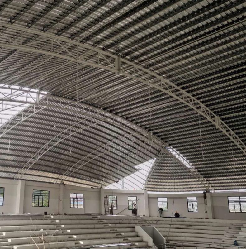 Curved Rafter Erection Process