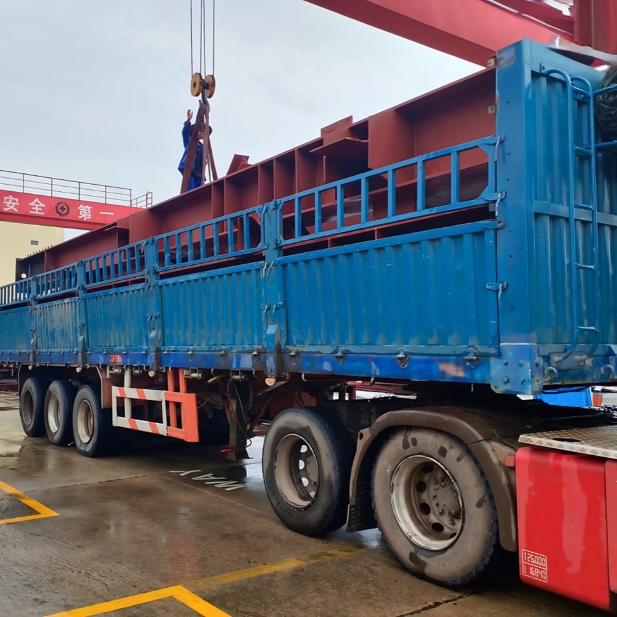 Steel Structure Column uploading process