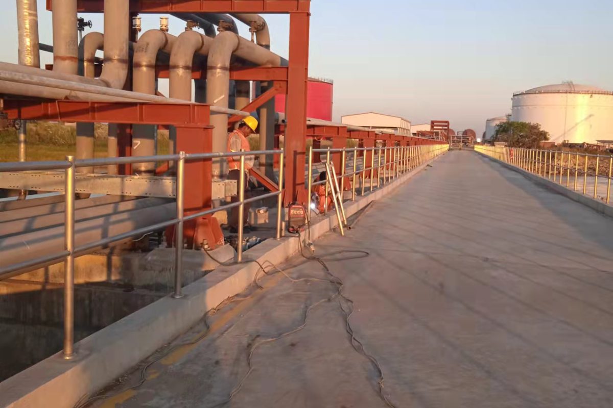 Steel Structure Pipe Rack Jetty Installation Site