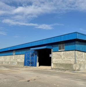 Steel Structure Warehouse Roof and Wall Cladding Installation